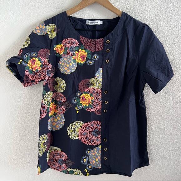 Misslook Navy Floral Contrast Block Button Detail Top Large - Picture 1 of 5